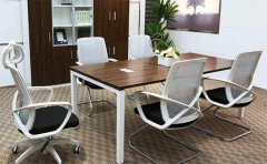 辦公室家具應(yīng)該怎樣選擇?選擇時注意什么?